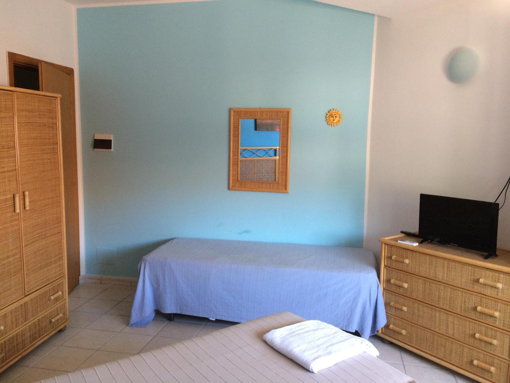 Hotel Il Triangolo Аньоне Бани Екстериор снимка